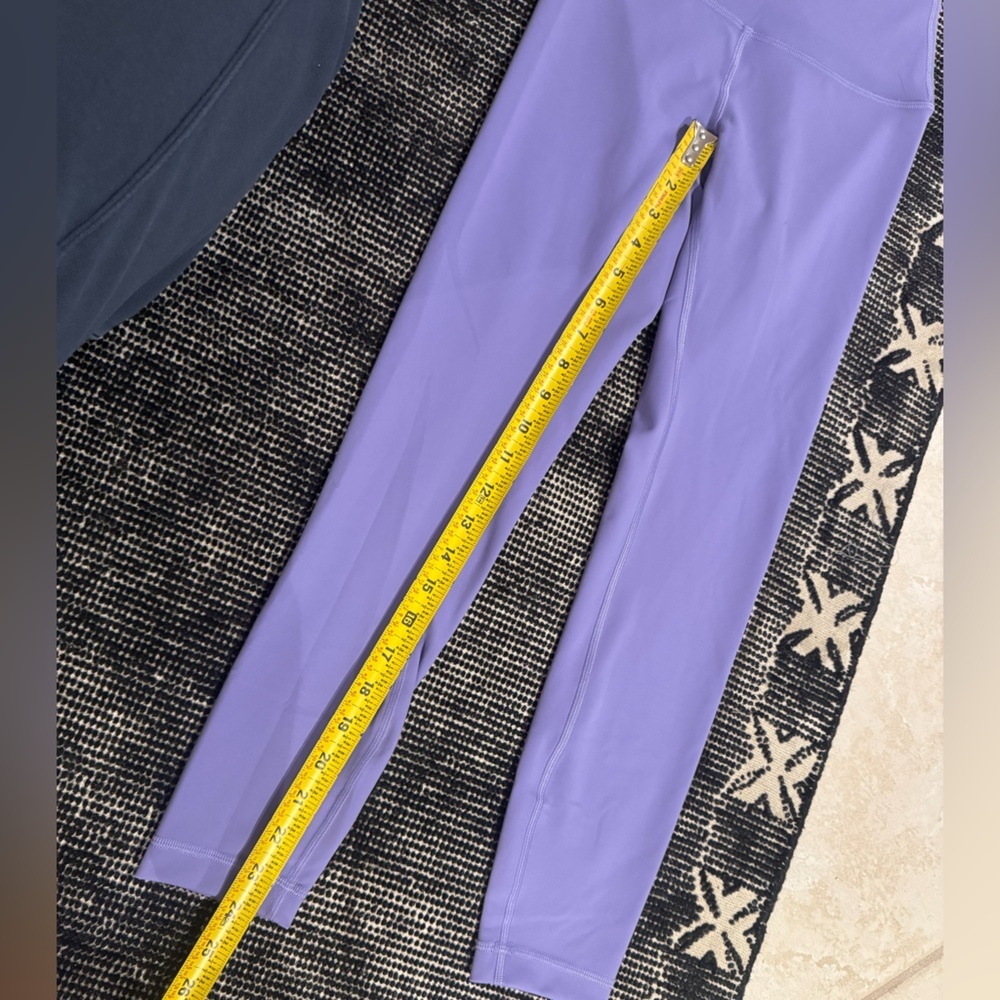 Lululemon Alighn Leggings. - Picture 3 of 6